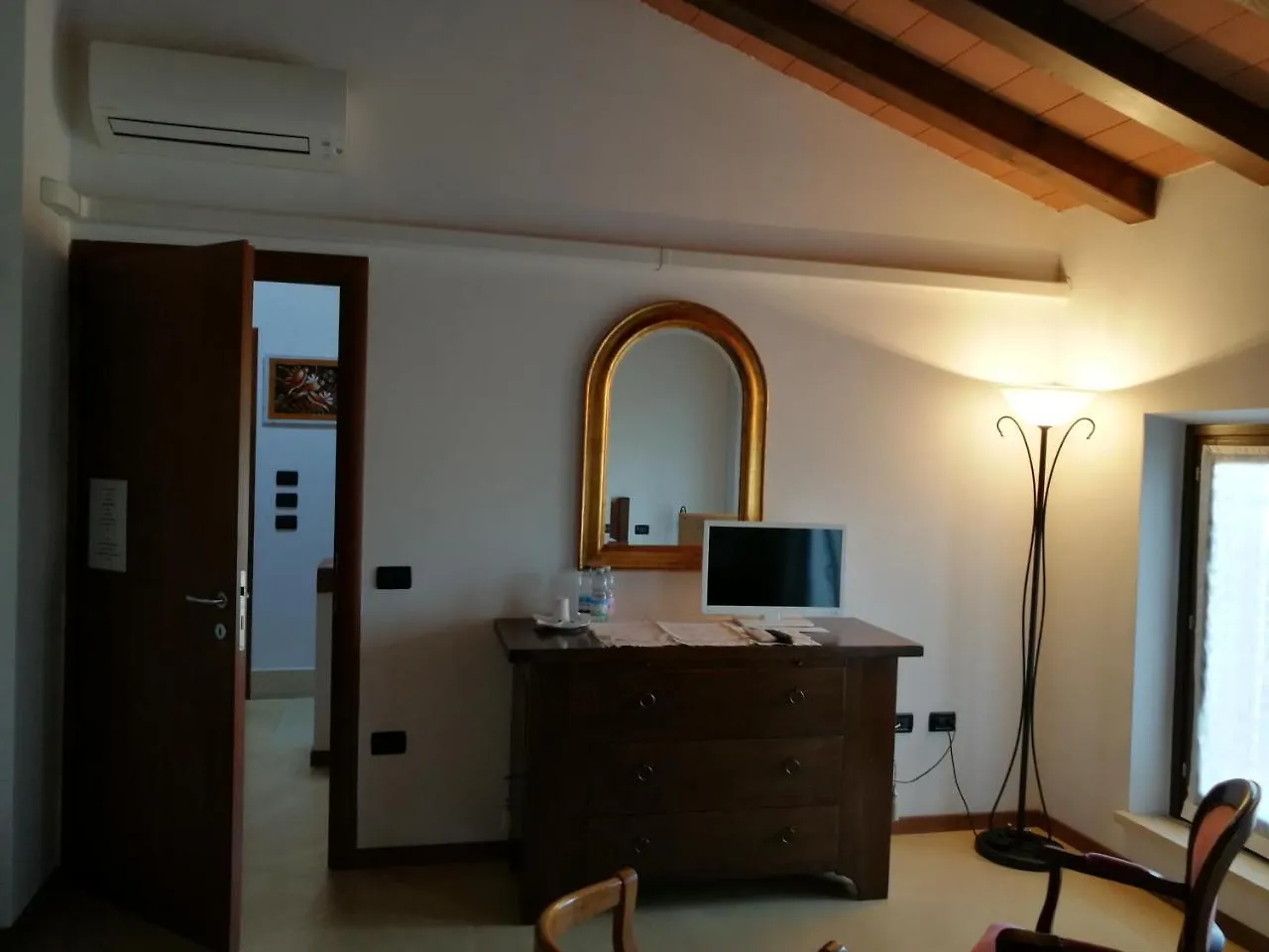 B&B L'Upupa Bussolengo 0*,
